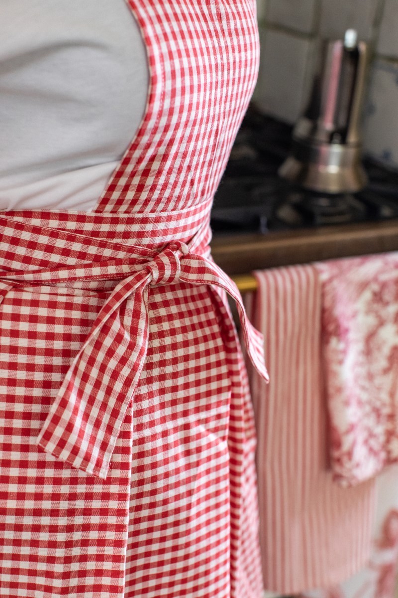 GILDA APRON IN VICHY ROSSO